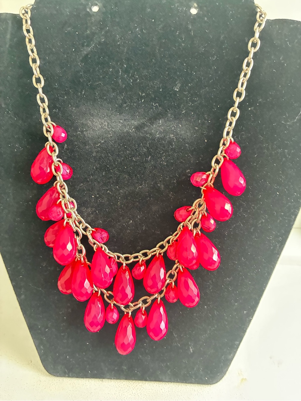 Gold-Tone Necklace with Bright Red Teardrop Beads